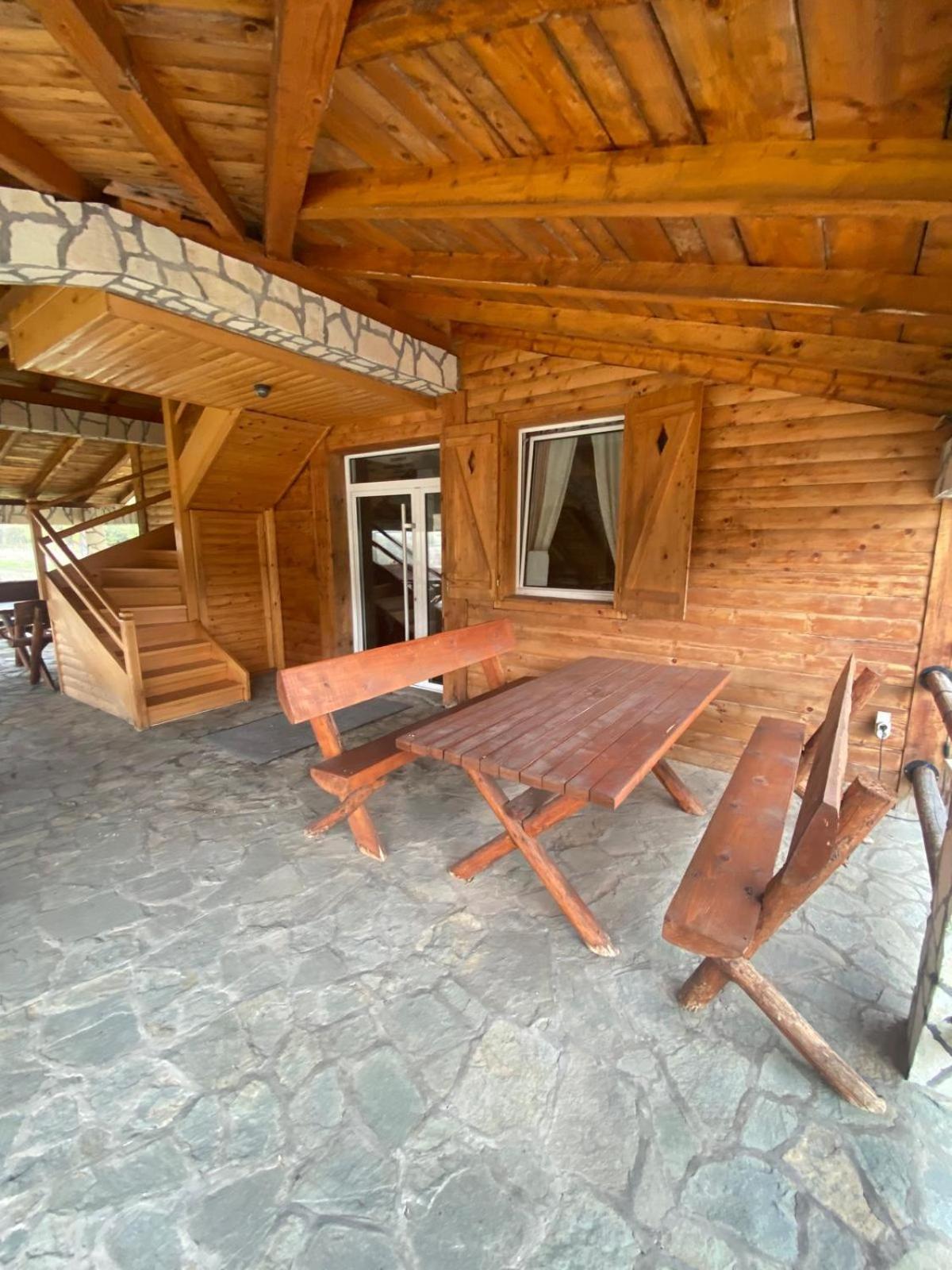 Forest Camp Bed & Breakfast Despotovac Bagian luar foto