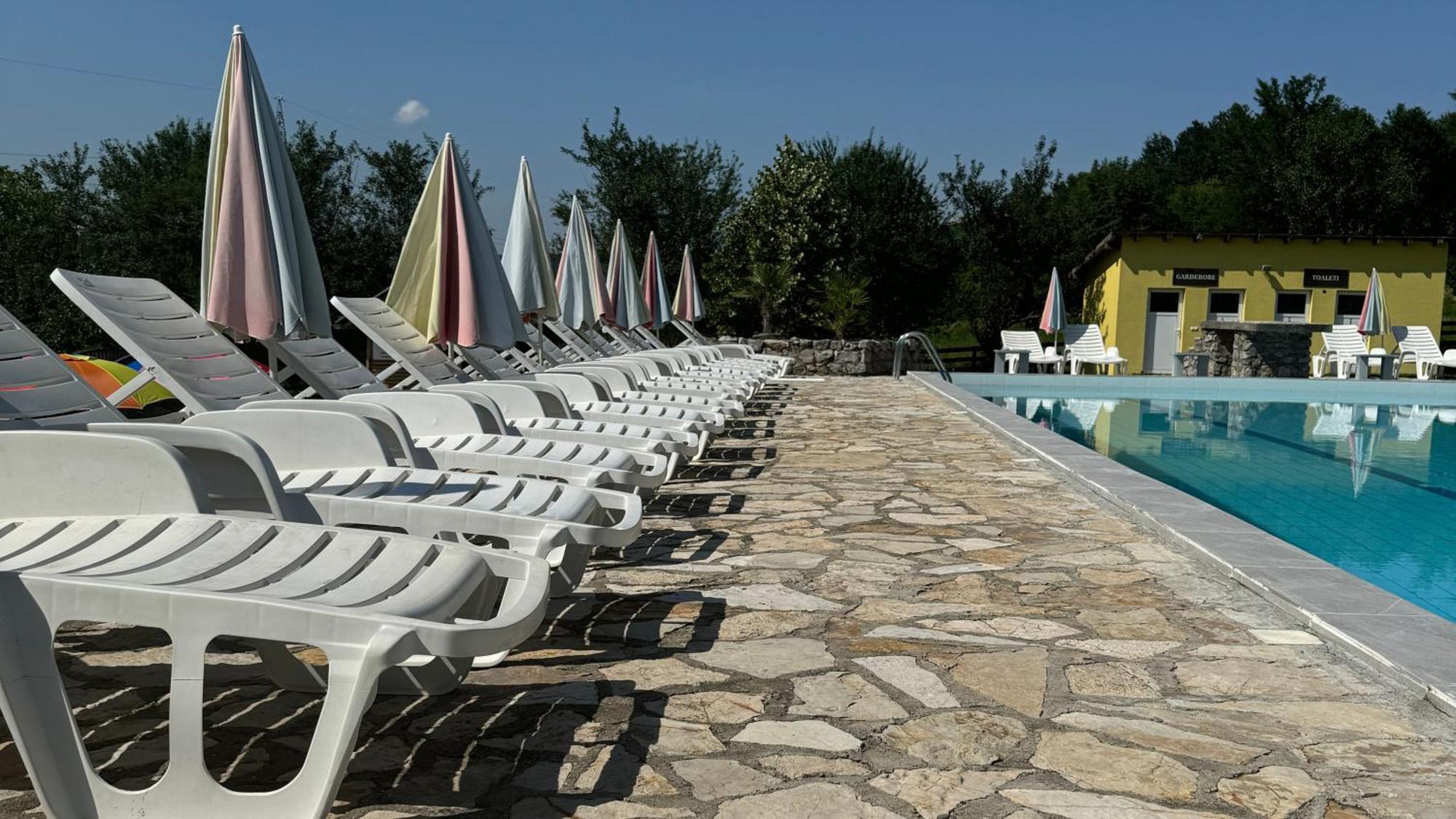 Forest Camp Despotovac Bagian luar foto