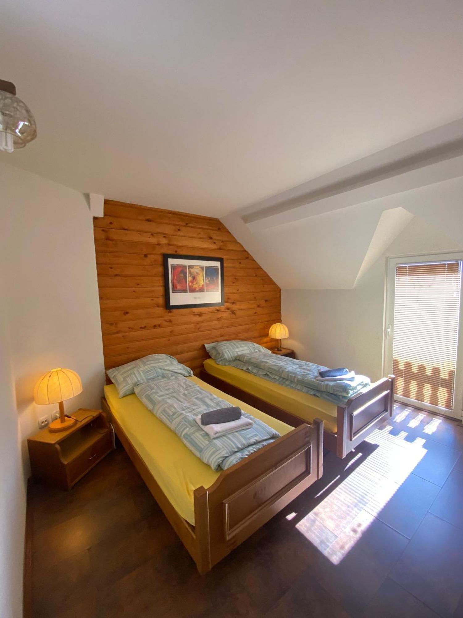 Forest Camp Bed & Breakfast Despotovac Bagian luar foto